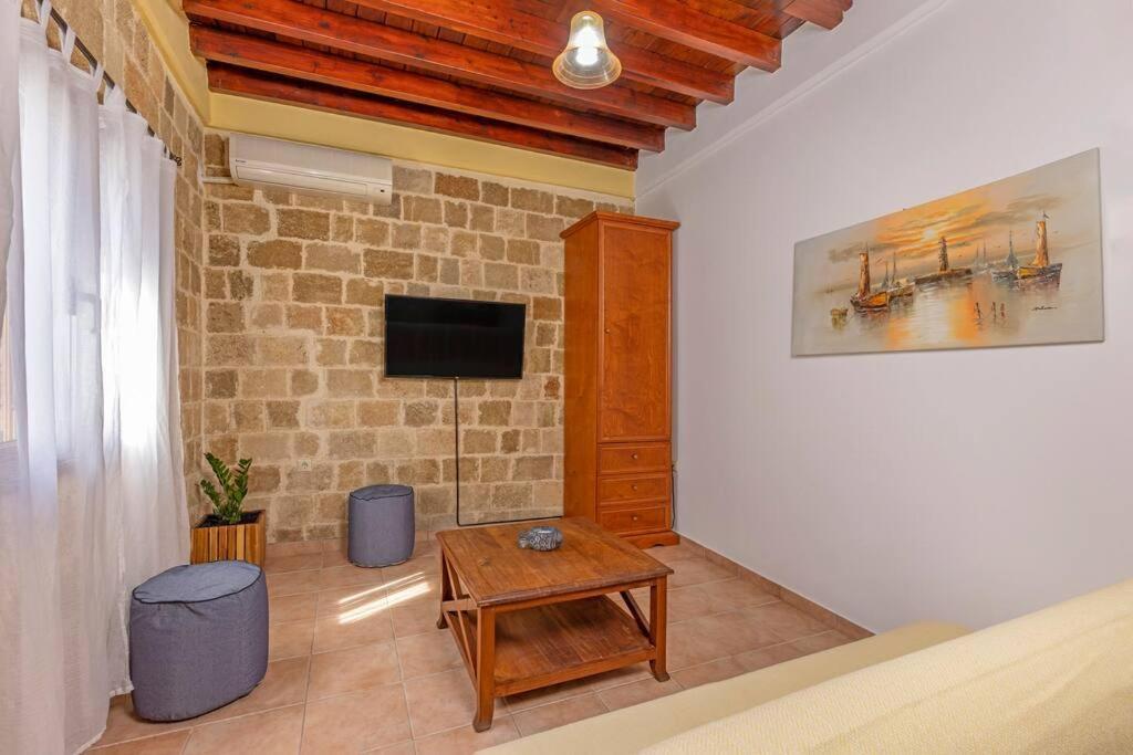 Margaritis Luxury Medieval House Rhodes City エクステリア 写真