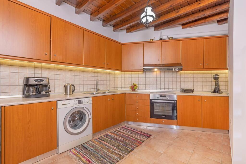 Margaritis Luxury Medieval House Rhodes City エクステリア 写真